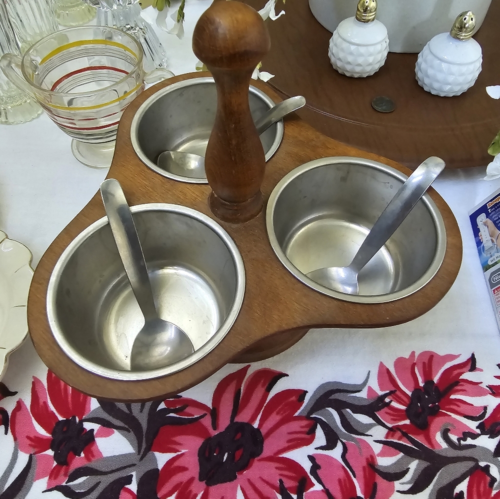 Vintage MCM divided wood  caddy